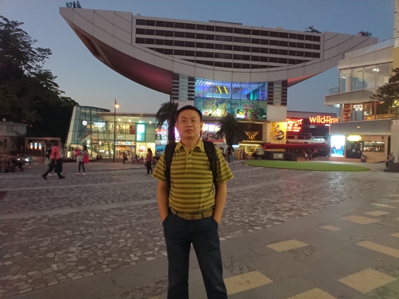 人间四月天的第一张照片--无锡蓝颜知己交友网